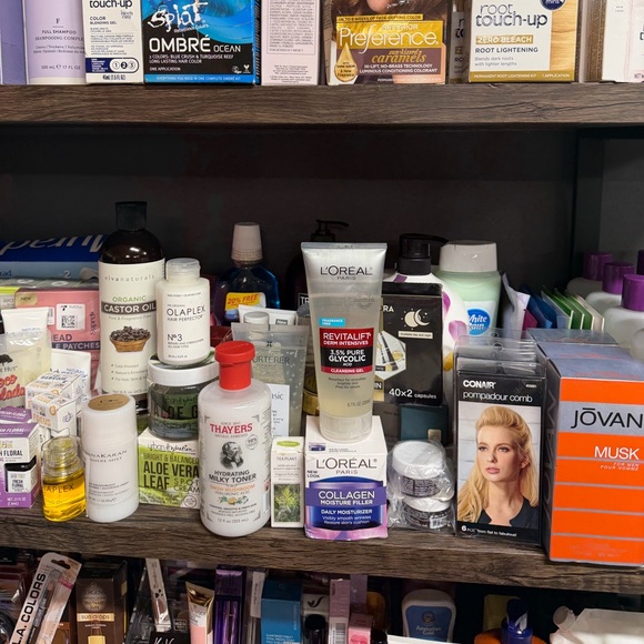 Tuesday Night NEW Pallet Health & Beauty 7:30 EST - Picture 3 of 14